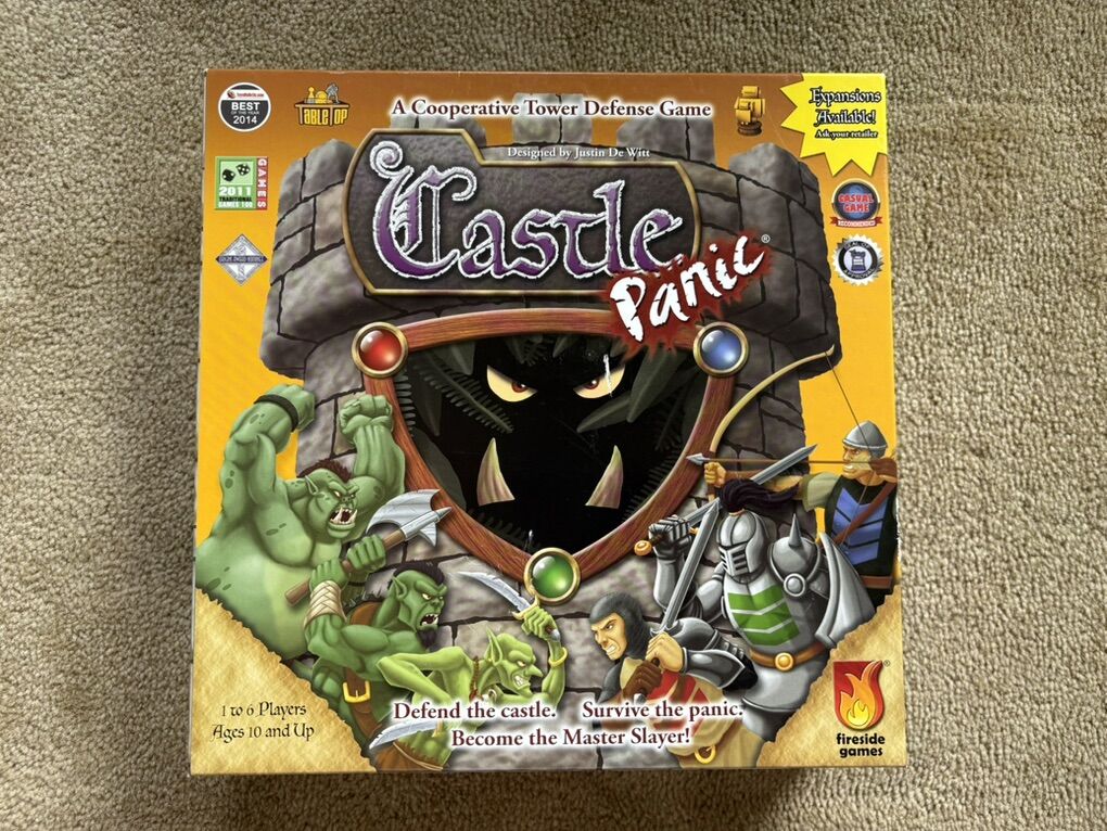 COMPLETE Castle Panic Game