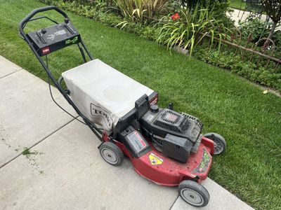 Heavy Toro self propelled lawnmower
