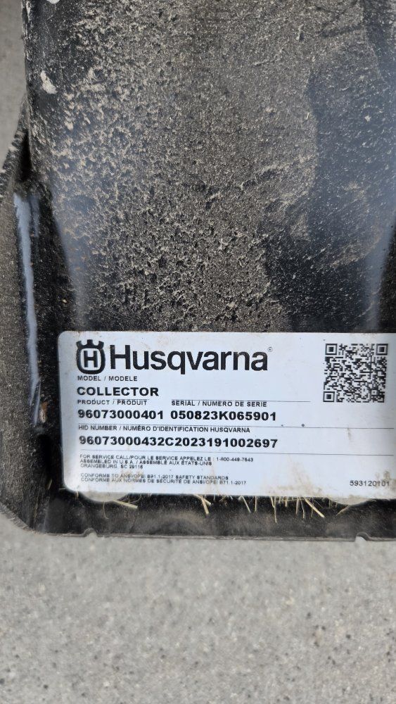 Husqvarna airens craftsman dual bin soft bagger grass catcher 96073000401 Lawn Mower Bagger Collector Assembly - Used