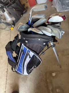 kid's golf clubs and bag