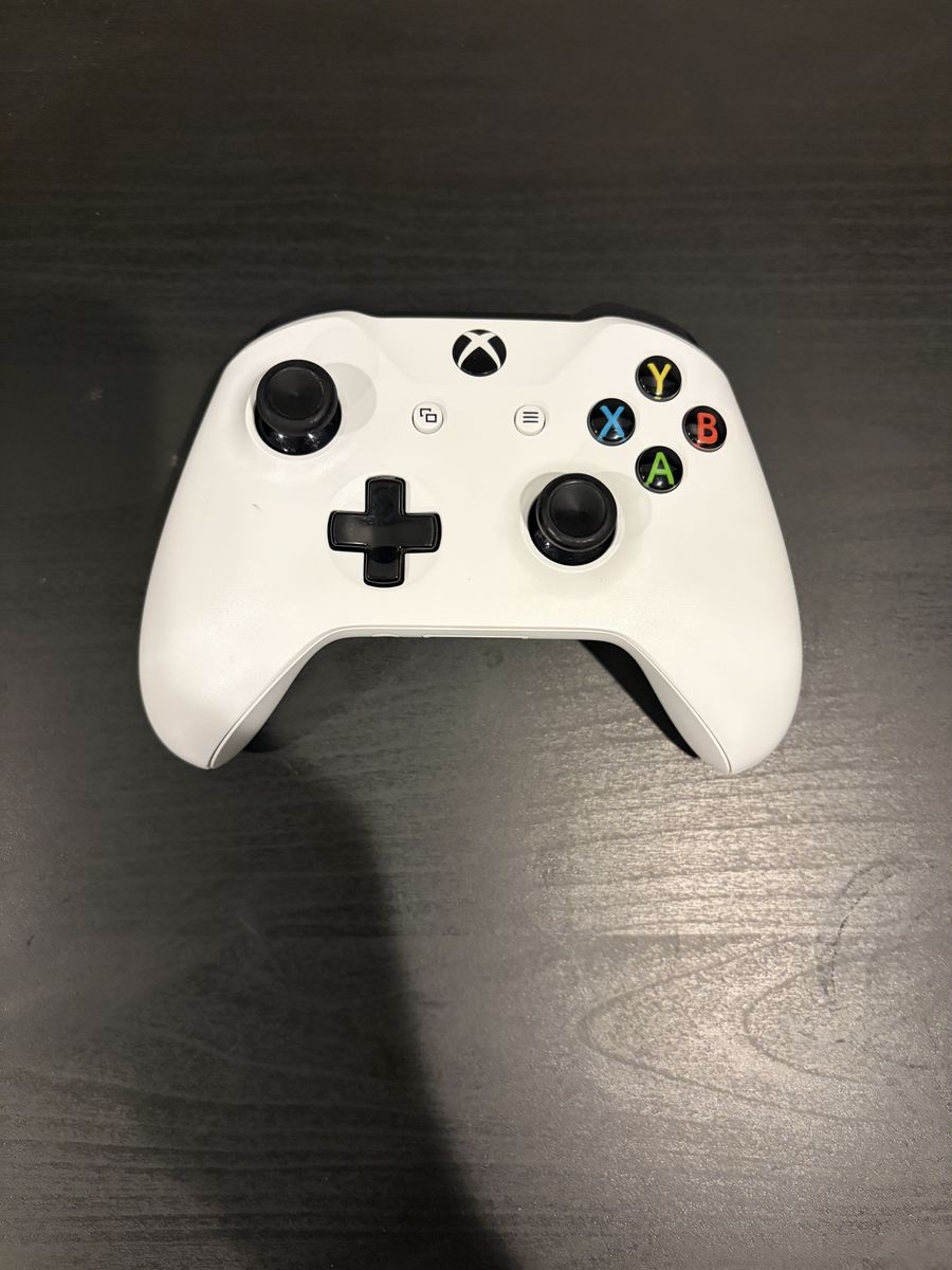 Xbox One Controller - **NO STICK DRIFT**