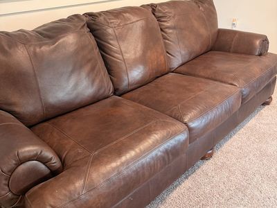 Leather couch, pristine condition