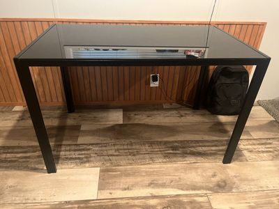 Table with no chairs