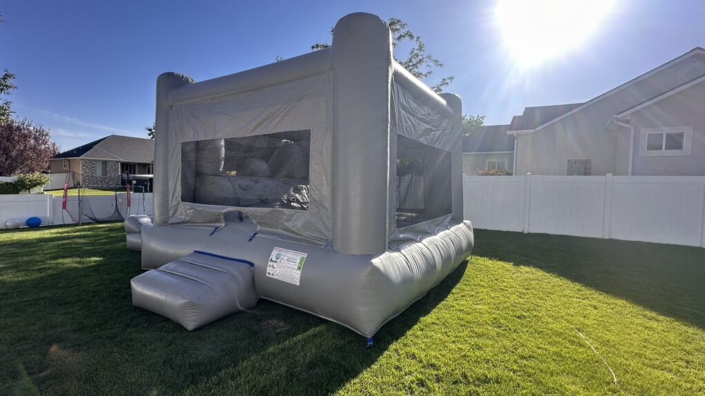 Commercial Grade Bounce House/Slide