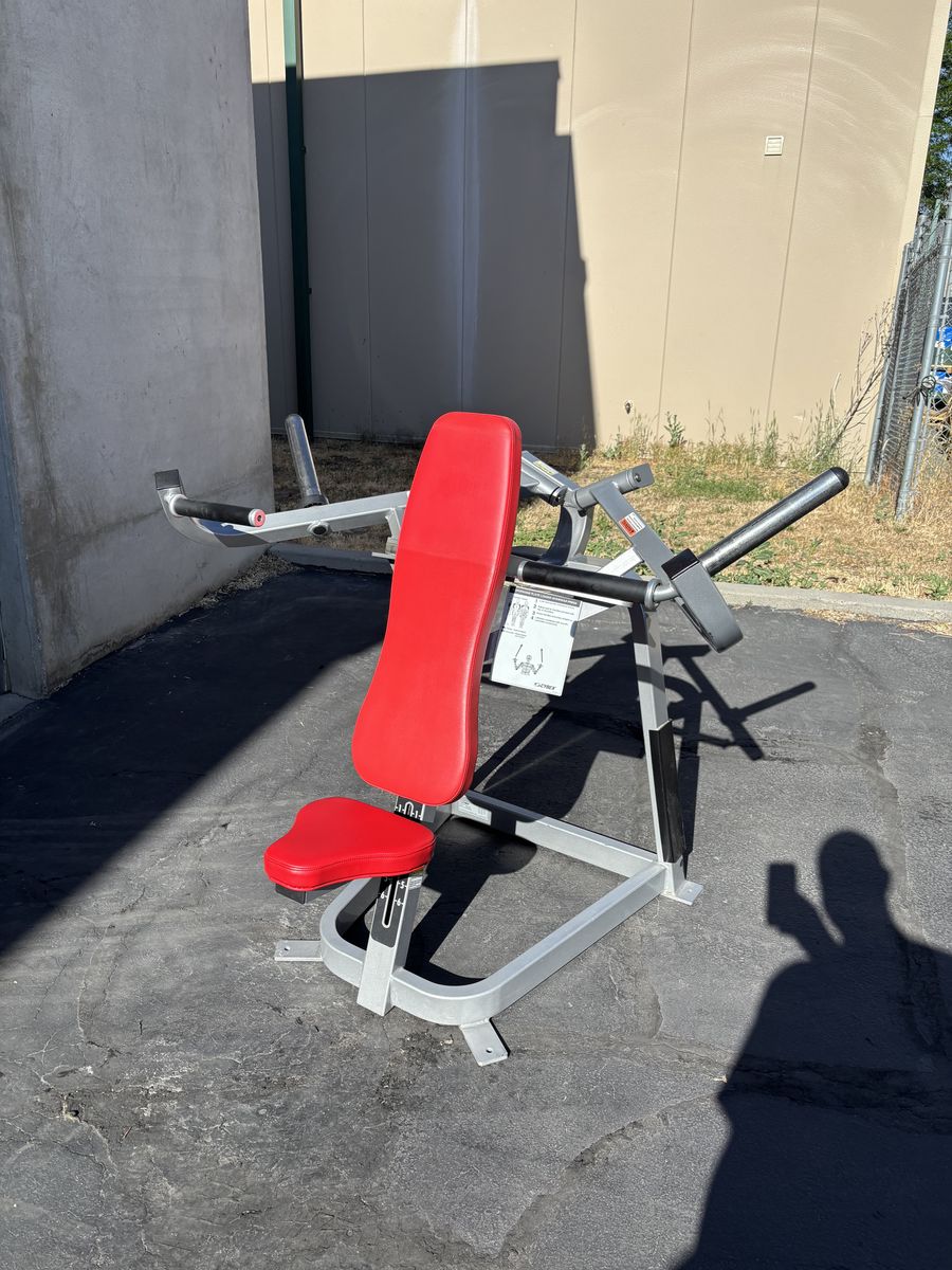 Cybex Commercial Shoulder Press