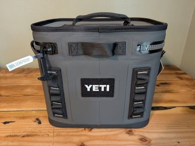 Yeti Hopper Flip 8