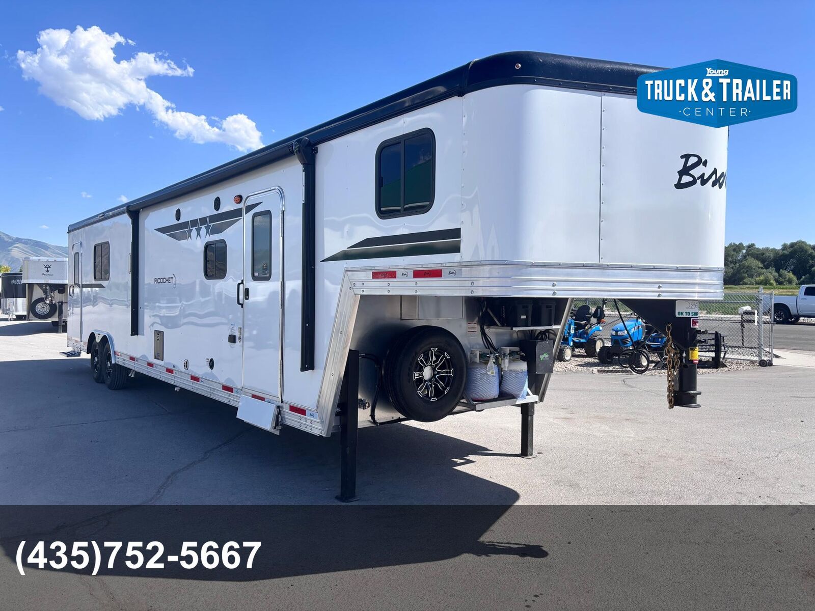 2025 Bison Toy Hauler 16' Garage