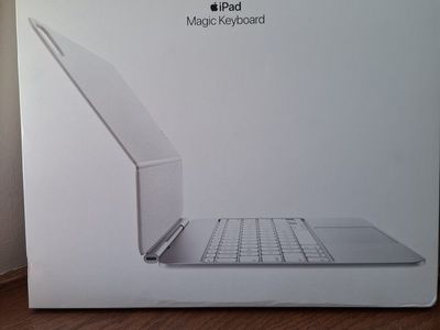 iPad Magic Keyboard - Never Used