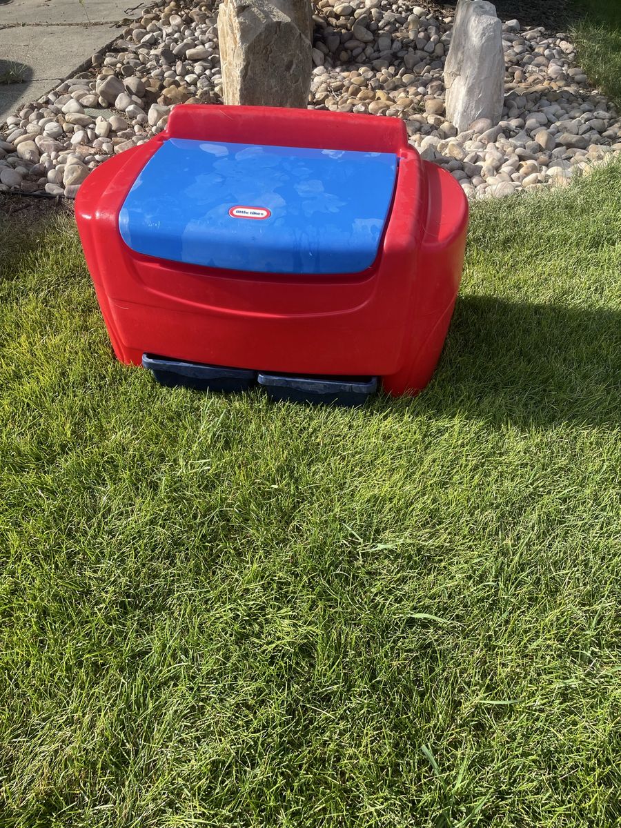Little Tikes Red & Blue Plastic Toy Chest with Bottom Drawers