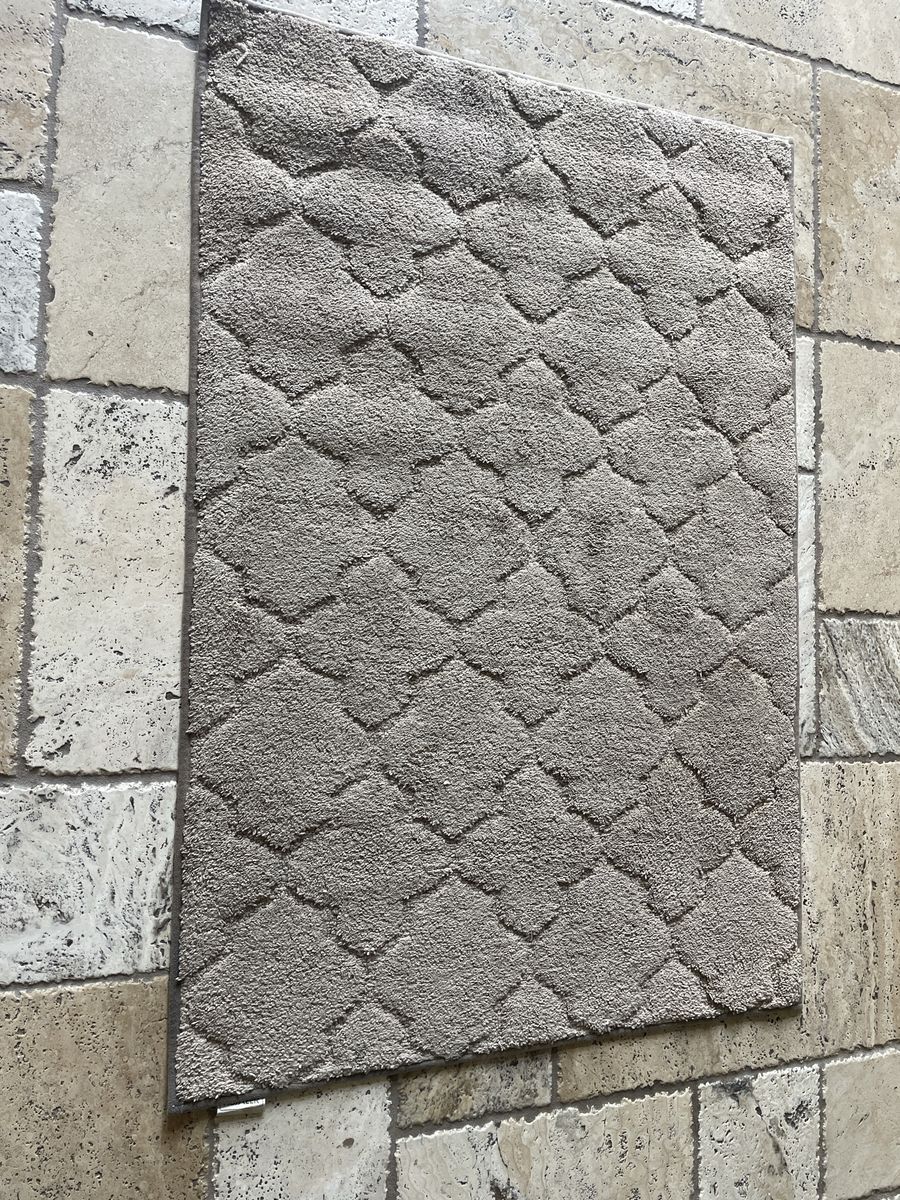 Geometric Diamond Pattern rug