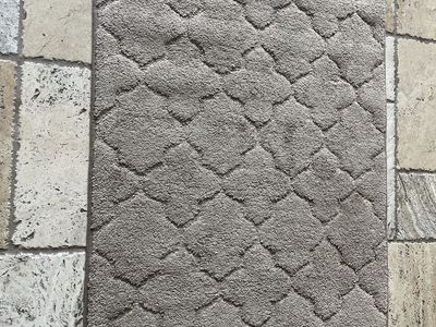 Geometric Diamond Pattern rug