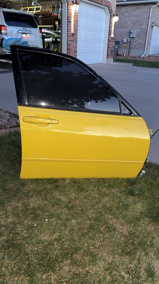 2001-2005 Lexus IS300 door