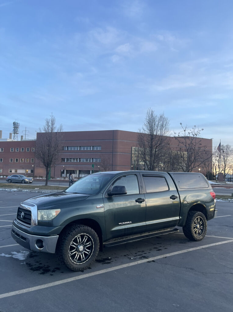 2008 TOYOTA TUNDRA