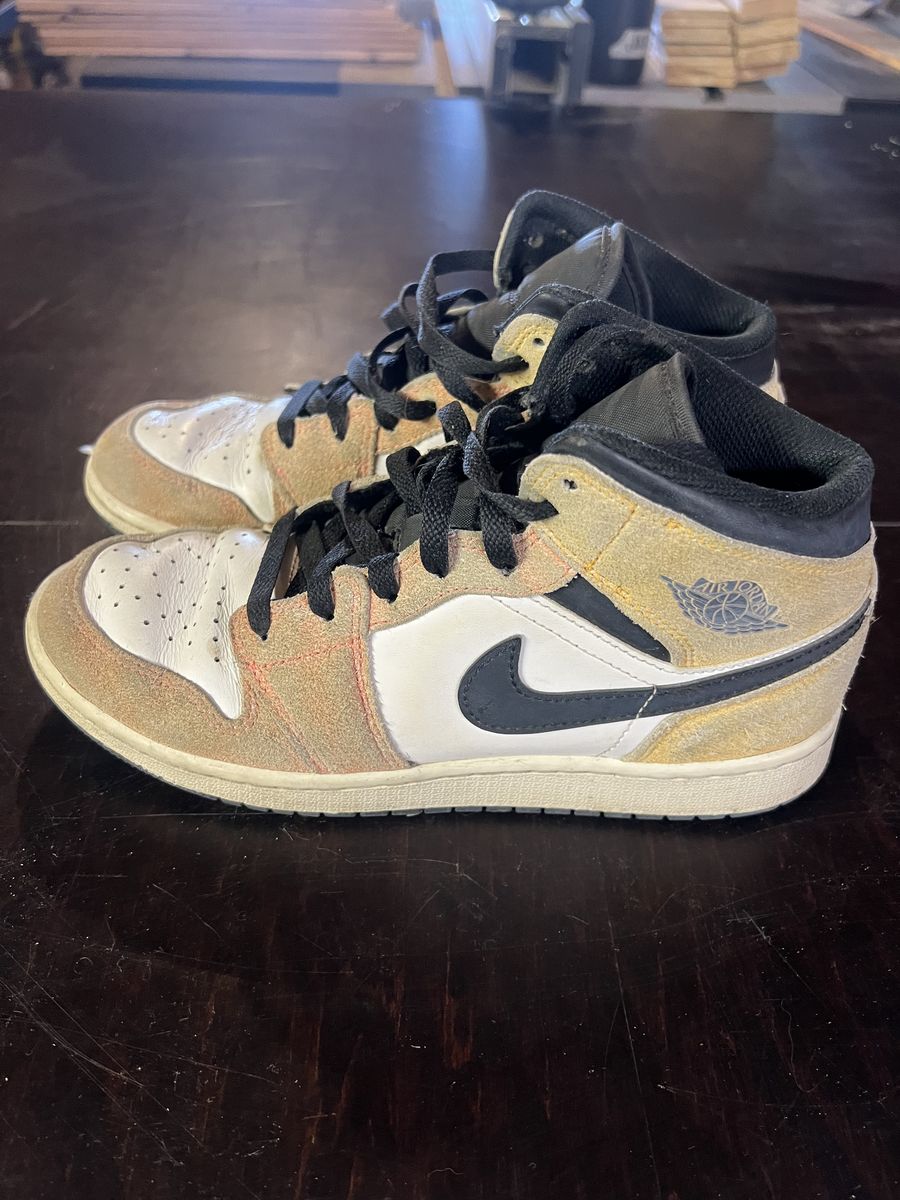 Nike Air Jordan 1 Mid SE 'Flight Club' sneakers