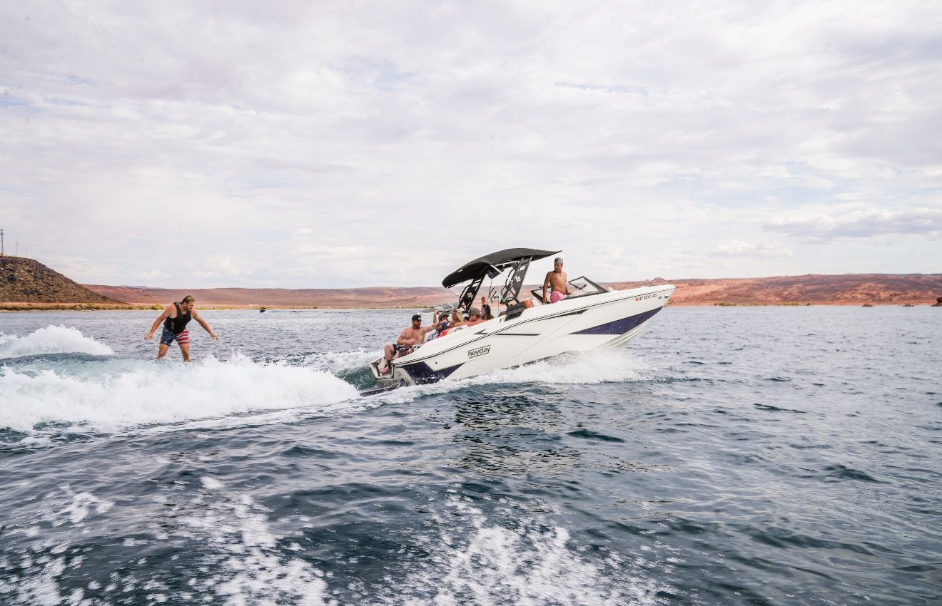 Heyday H22 Surf Wakeboard Boat Rentals