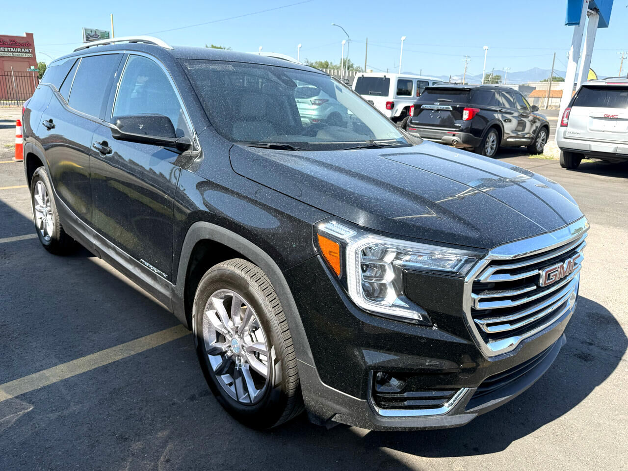 2023 GMC Terrain SLT