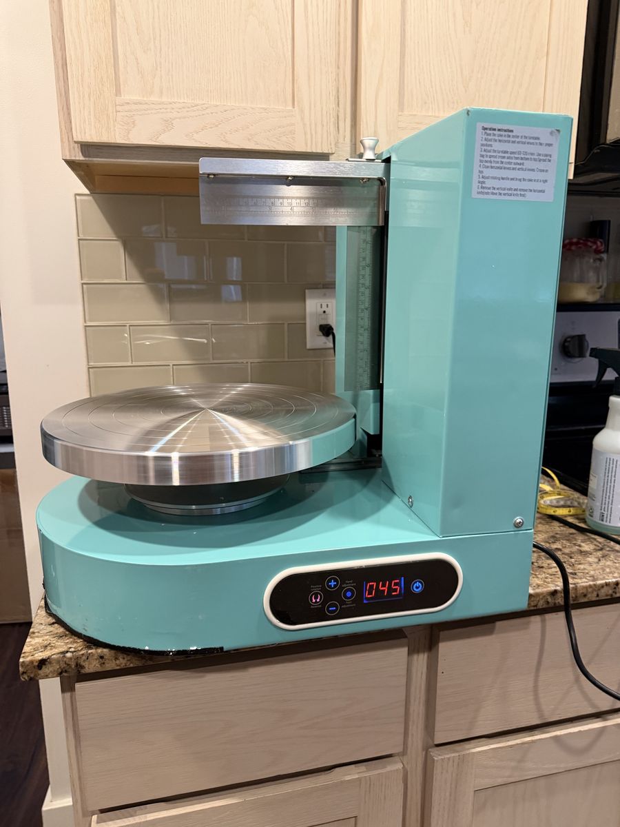 Electric Cake Cream Spreading Decorating Smoothing Cakes Coating Smearing Machine 