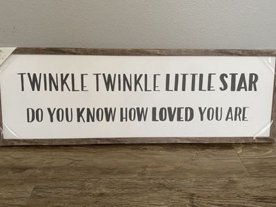 Twinkle Twinkle Little Star Wall Decor Baby or Toddlers Room. NEW