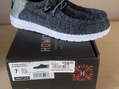 Howitzer Roam Night Navy Casual Shoes Size 7 with Original Box