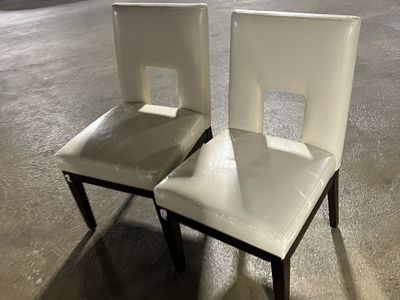 4 Dinning Room Chairs
