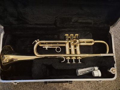 Bundy Trumpet with Guarantee