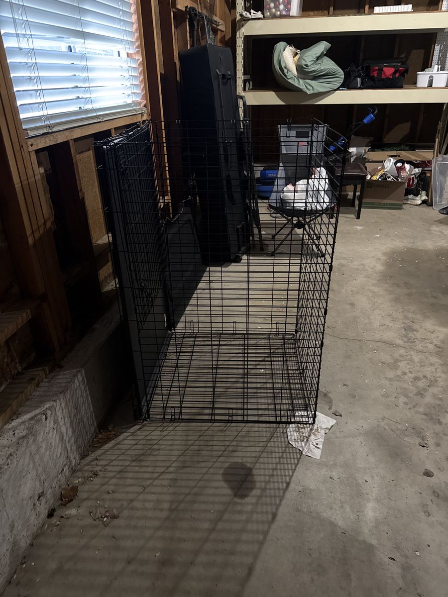 XL Dog Kennel