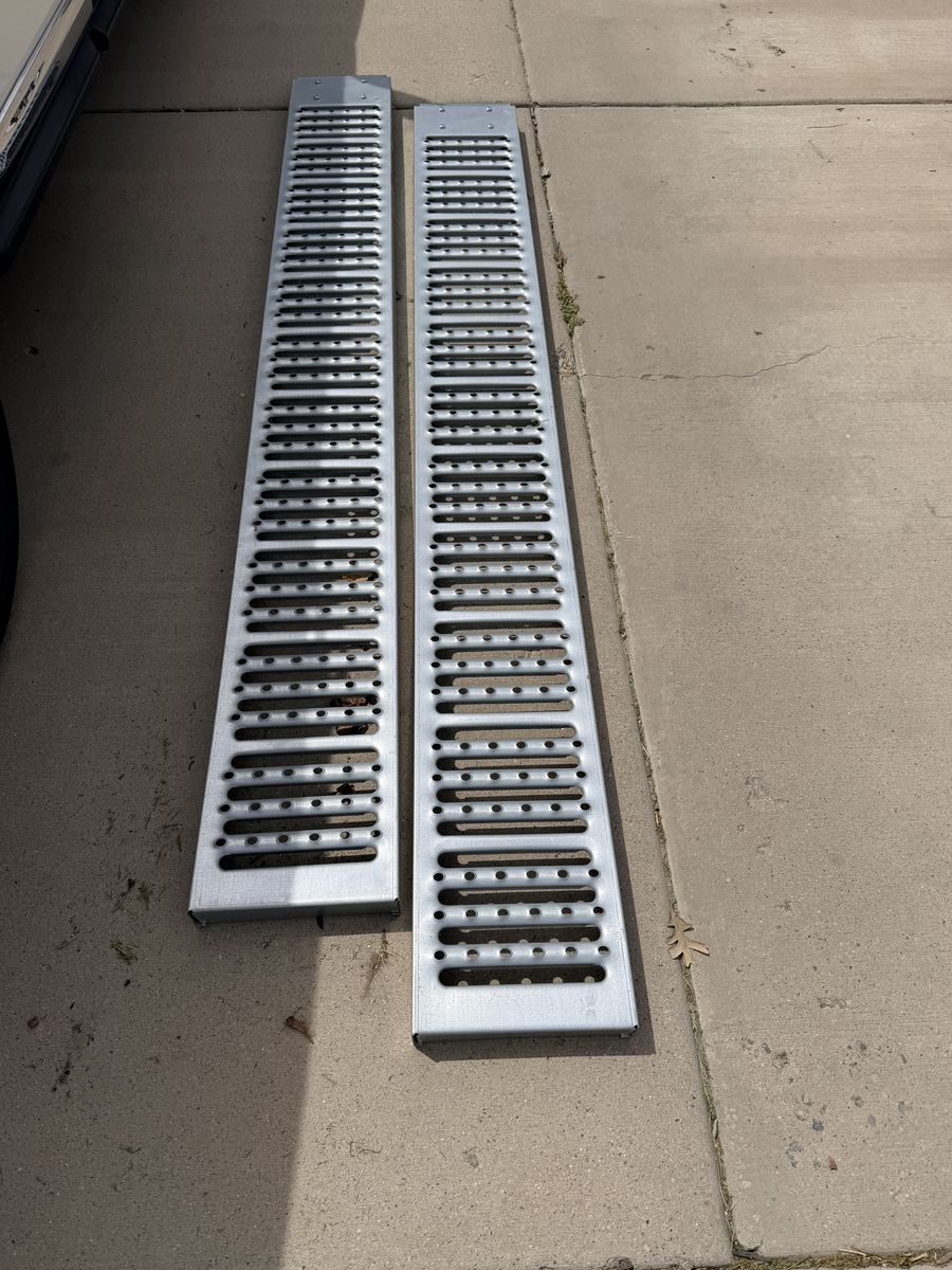 Steel Loading Ramps by Haul Master 84” x 10”