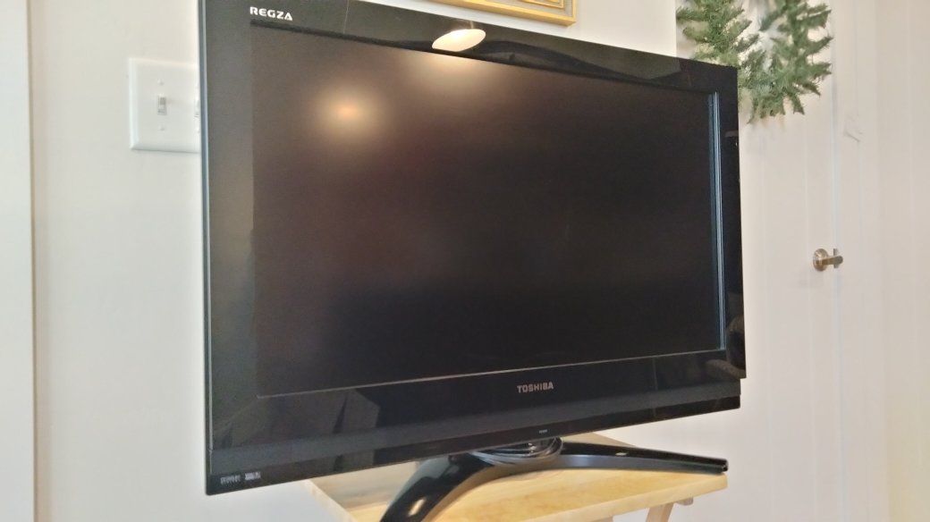Main image 3