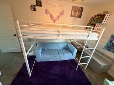 White Metal Twin Loft Bed / Bunk Loft Bed Frame