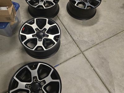 Set of 5 Jeep Wrangler Factory OEM Wheels Rims - Excellent condition