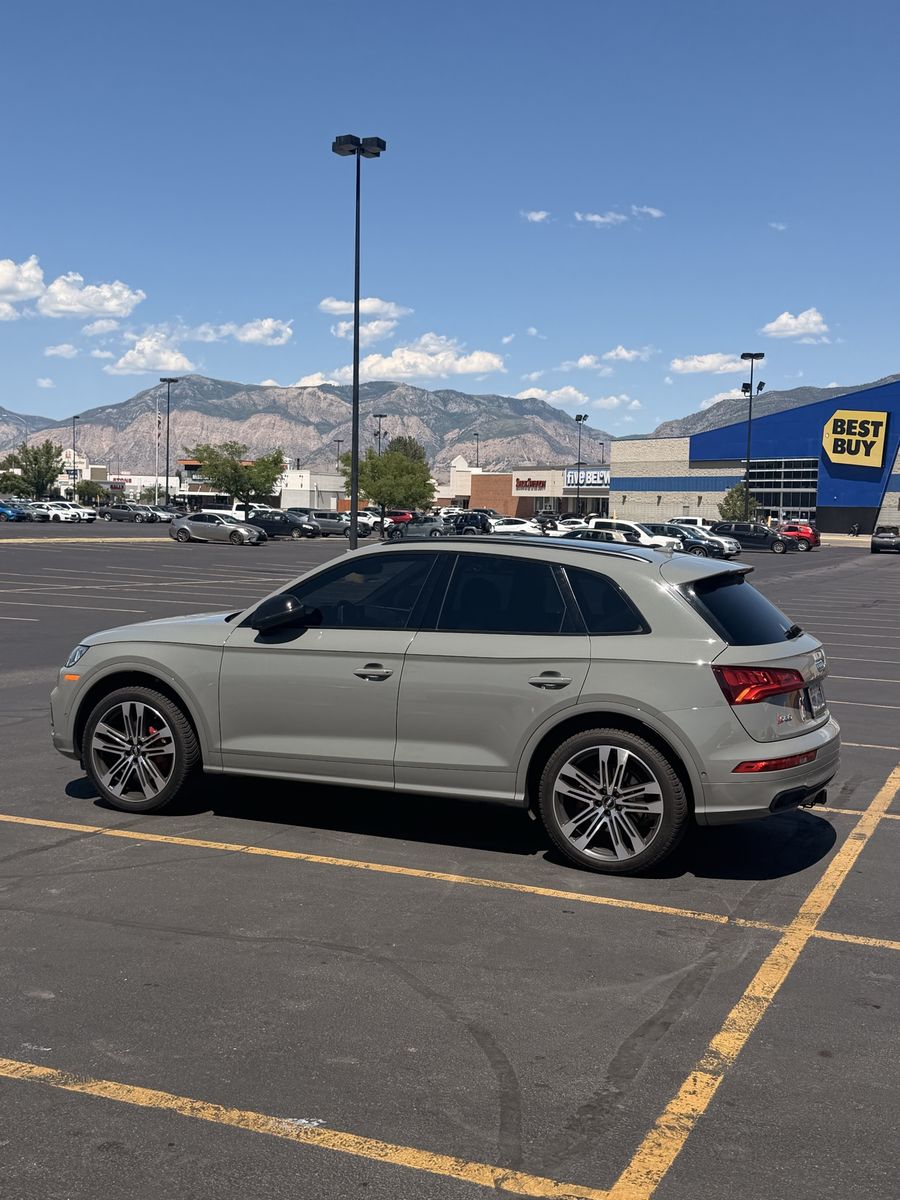2020 Audi SQ5 3.0T quattro Prestige