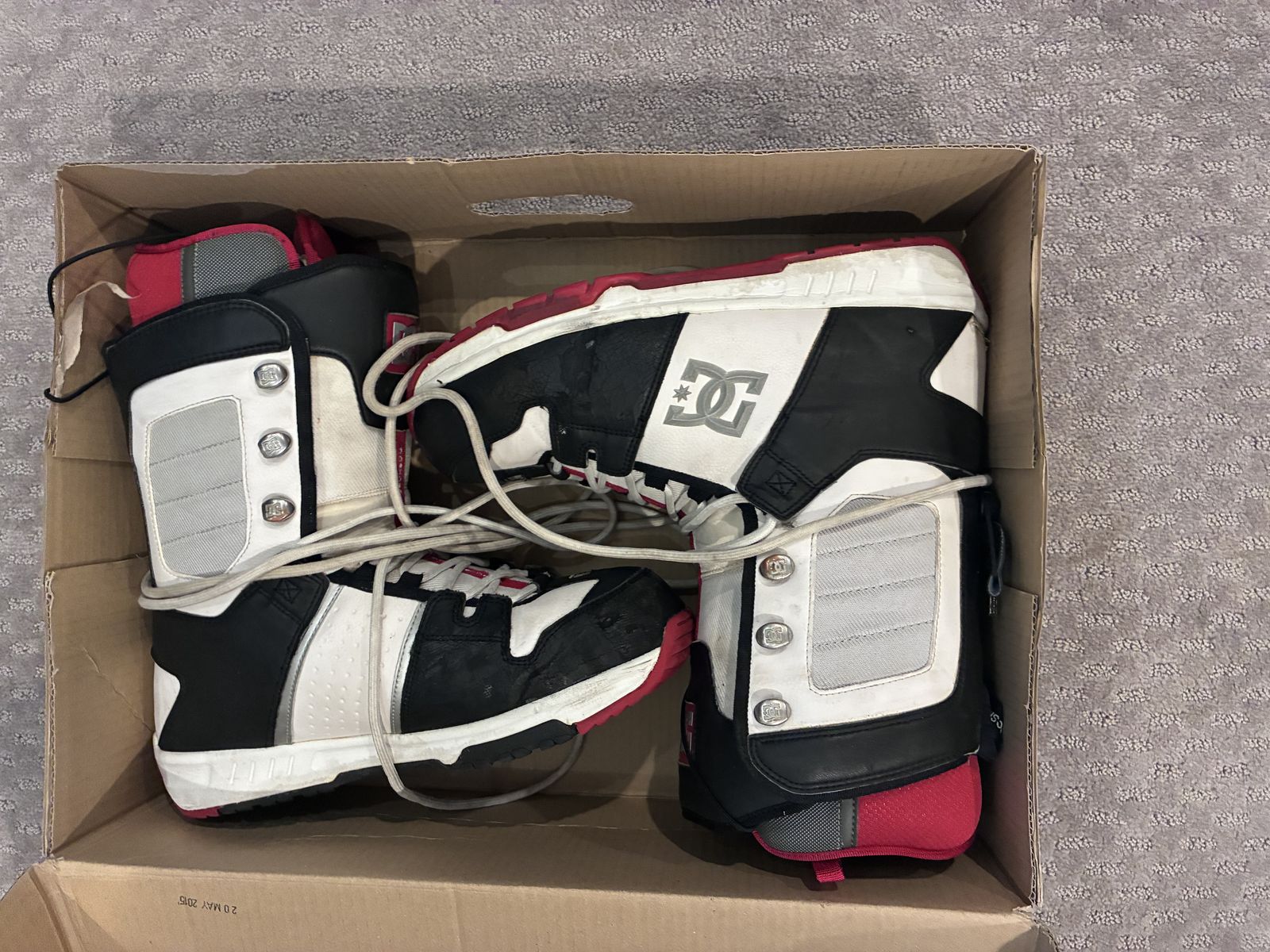 DC Size 13 Men’s Snowboard Boots 