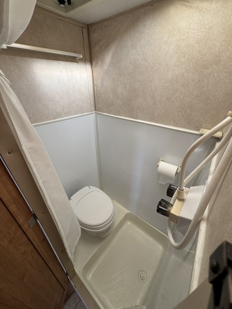 Main image 7