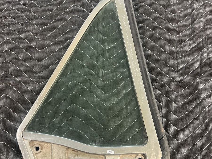 Main image 1