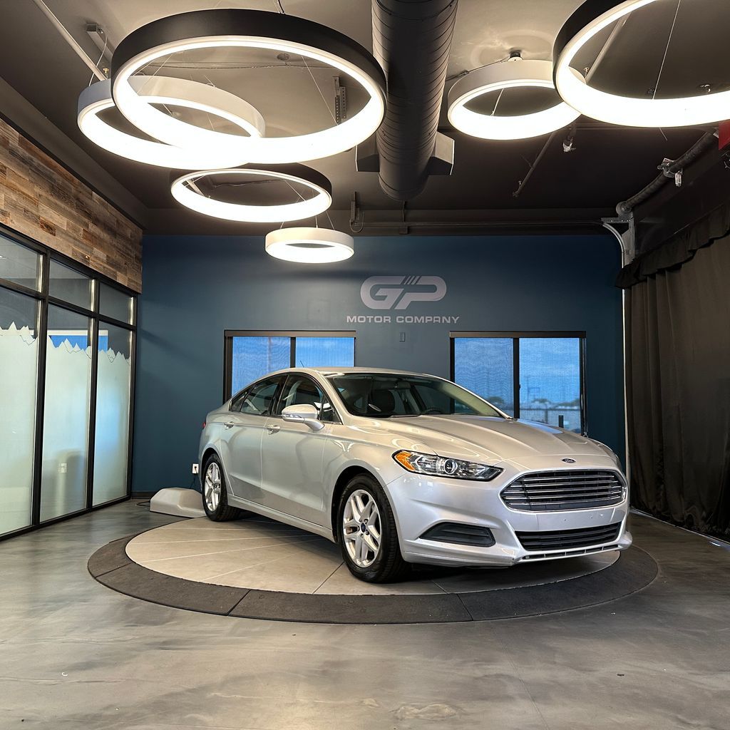 2015 Ford Fusion SE