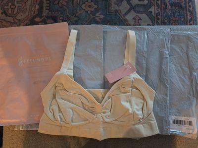 4 Pack FEELINGIRL Women's Seamless Bra Size L NWT