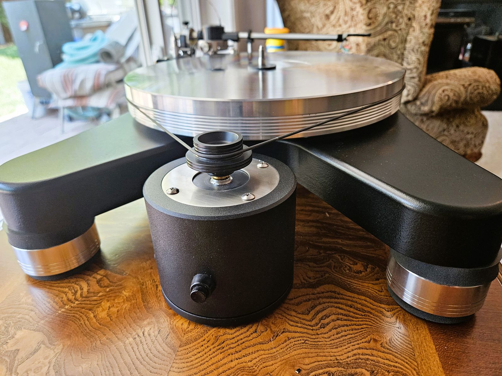 VPI Prime Scout Turntable with 9" Unipivot Tonearm and Dust Cover