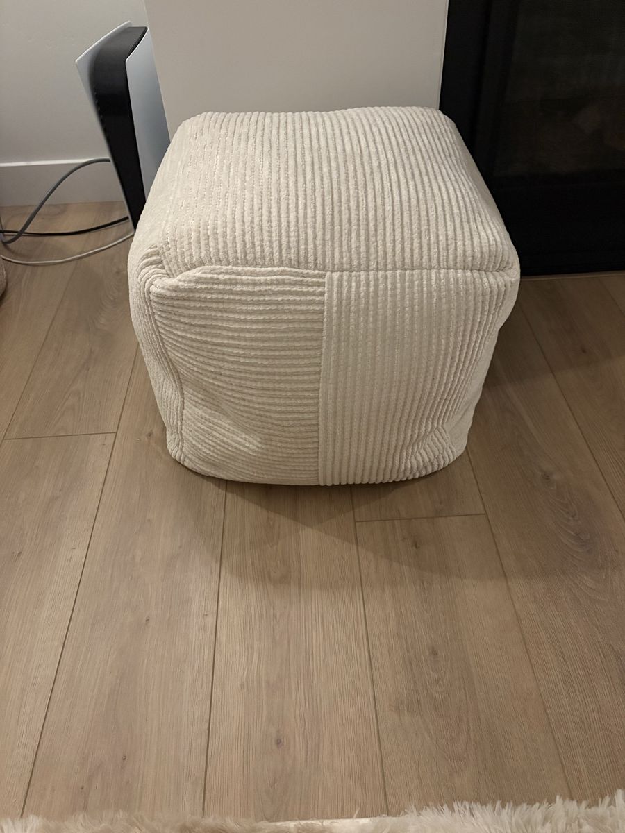 Ivory ottoman