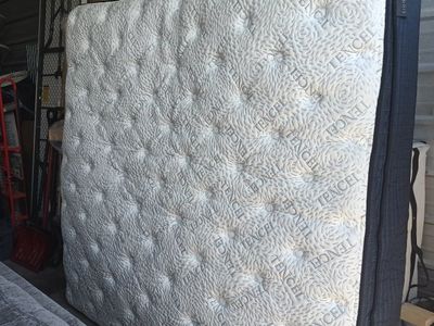 King Koil Signature Collection Queen Size Mattress with Tencel Cover