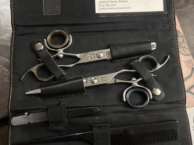 Hattori Hanzo Shears Hair Cutting Kit - 2 Shears, Razor, Comb & Case