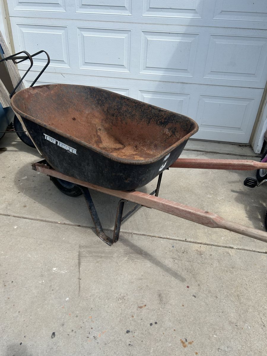 True Temper Metal Wheelbarrow with Wooden Handles