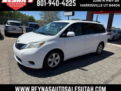2011 Toyota Sienna LE 8-Passenger