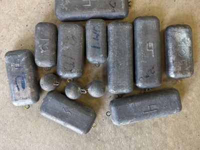 Various fishing weights, 34lbs total