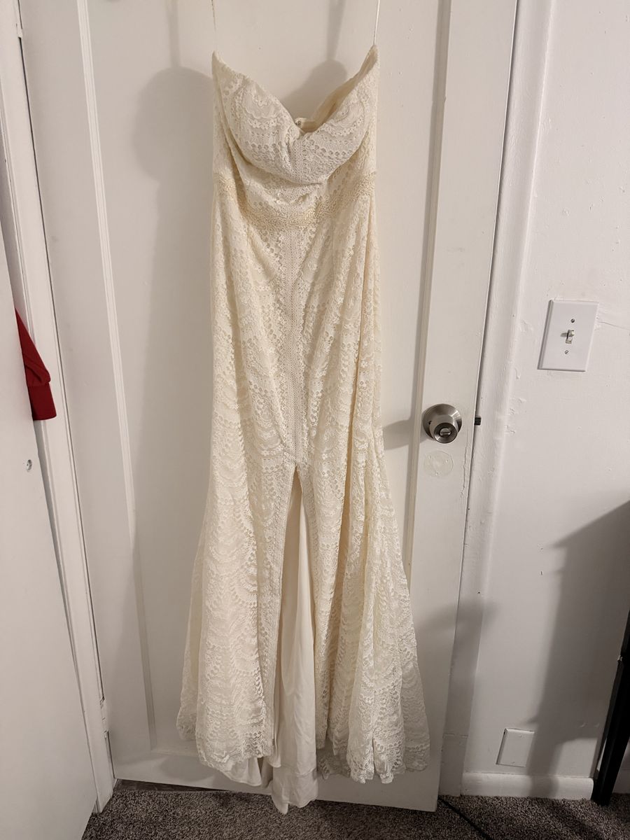 Galina Off-White Strapless Lace Mermaid Wedding Dress Size 8 with Beaded Waist