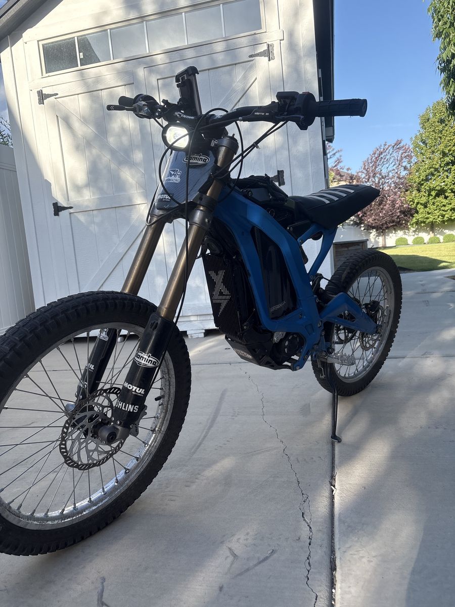 Modded 2024 surron lbx  900 miles no crashes