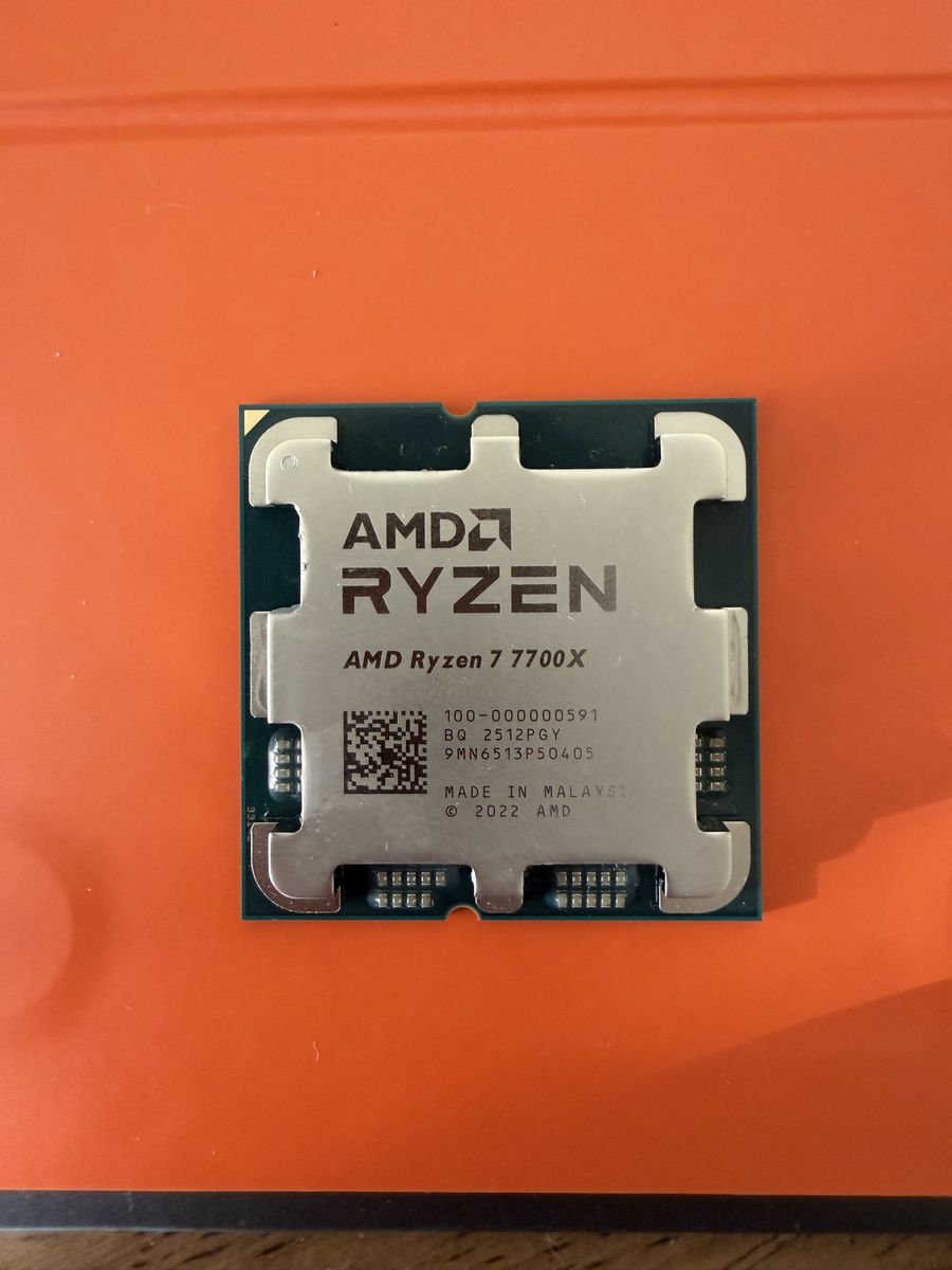 AMD Ryzen 7 7700x CPU