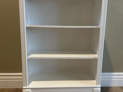 3 Shelf Bookshelf