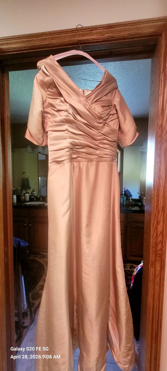 Beautiful Mother of Bride/Groom Dress