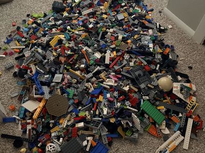 Large Assorted LEGO Brick Lot - Mixed Bulk Pieces in Bag 16lbs