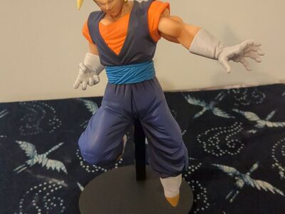 Vegetto figurine